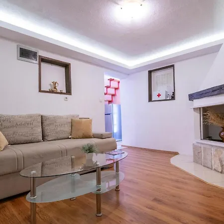 One-bedroom With Sea View In * ماكارسكا